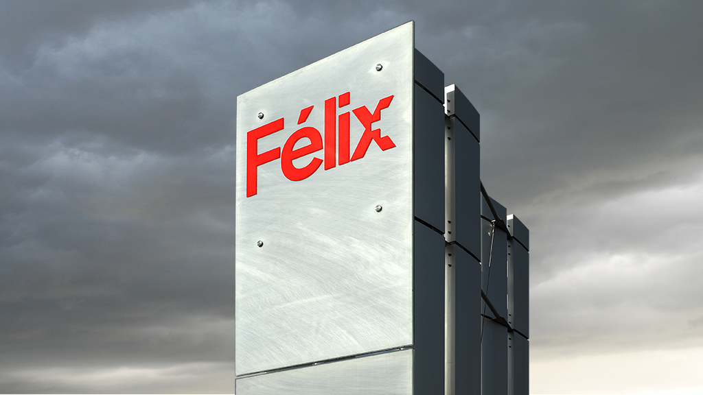 Félix constructions